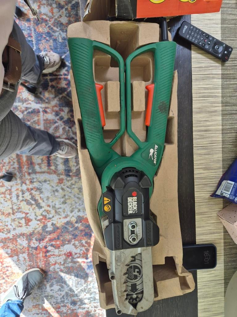 Black & Decker Alligator GK1000 elektrische takkenzaag, Ophalen of Verzenden, Gebruikt, Takkenzaag, Black & Decker