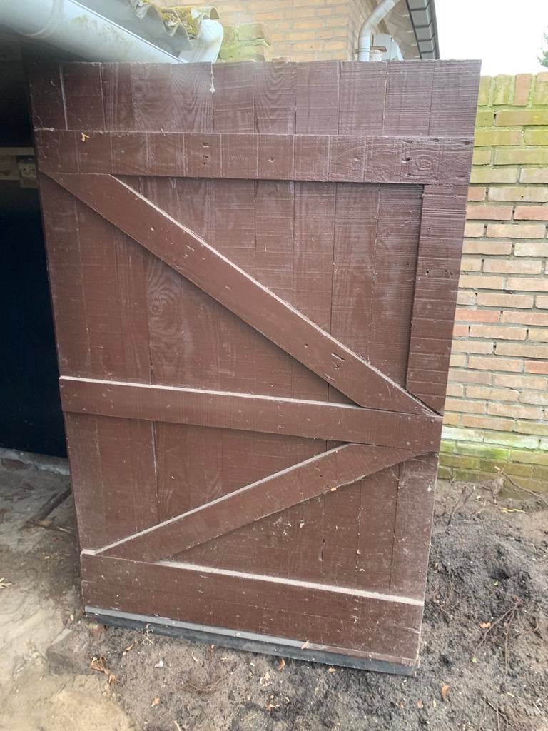 Houten poort 105x162, Ophalen, Zo goed als nieuw, 120 cm of meer, Garagedeur
