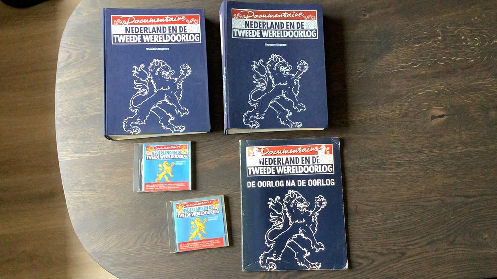 Documentaire Nederland en de Tweede Wereldoorlog incl 2 cd’s, Ophalen of Verzenden, Tweede Wereldoorlog, Zo goed als nieuw, Algemeen