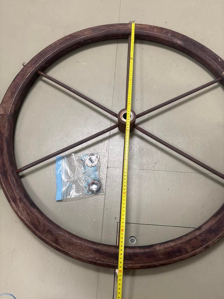 Houten stuurwiel van schip uit 1926, Watersport en Boten, Bootonderdelen, Ophalen, Gebruikt, Overige typen, Zeilboot of Motorboot