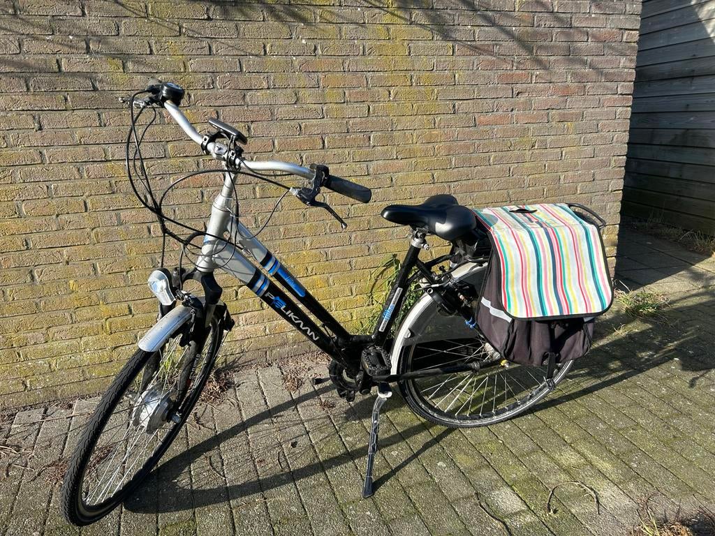 Oudere elektrische fiets - 3 versnellingen, Fietsen en Brommers, Elektrische fietsen, Minder dan 30 km per accu, Gebruikt, 55 tot 59 cm
