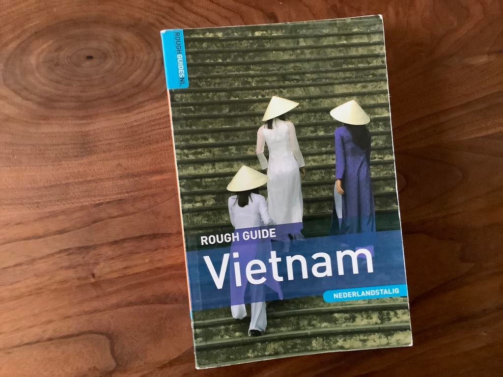 Vietnam NL reisgids Rough Guide 560pag info tips, Ophalen of Verzenden, Zo goed als nieuw, Azië, Rough Guide