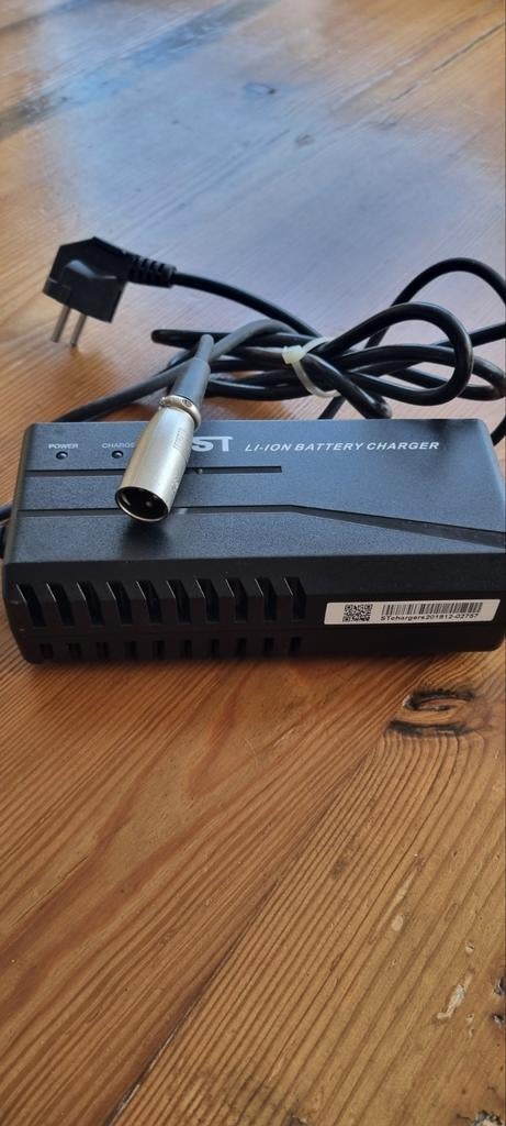 Fiets Oplader diverse merken zie foto, Ophalen of Verzenden, Nieuw