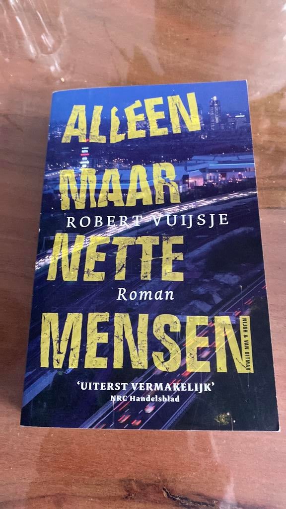 R. Vuijsje - Alleen maar nette mensen, Ophalen, Gelezen, R. Vuijsje