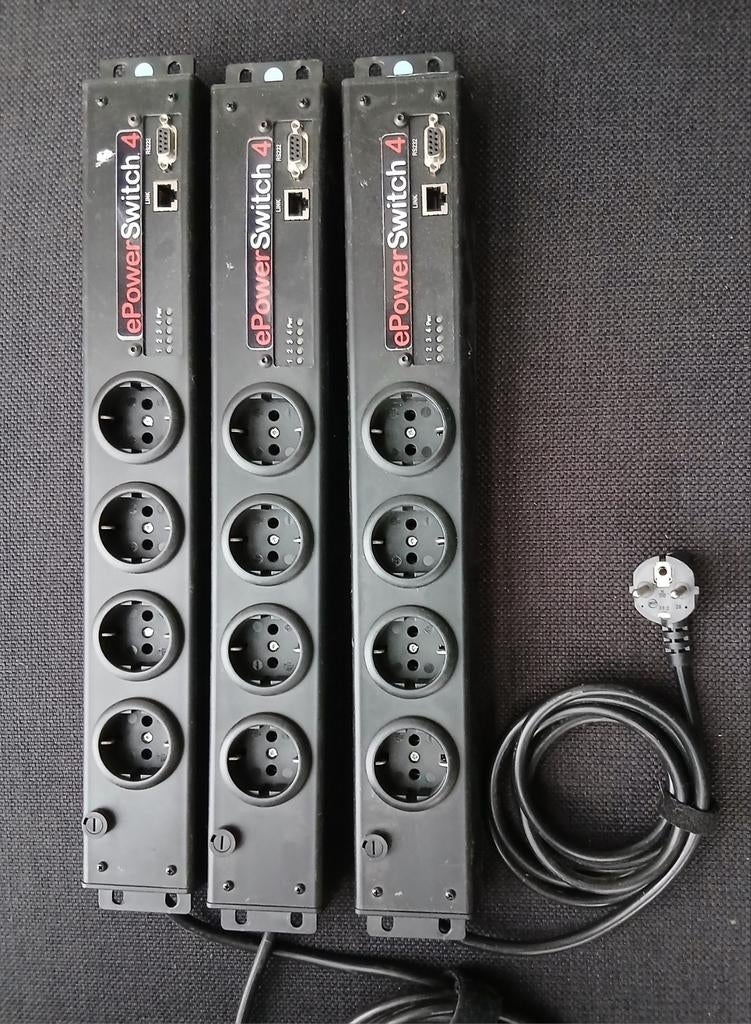 3x ePowerSwitch 4 EPS-D19 switched PDU rack, Ophalen, Gebruikt