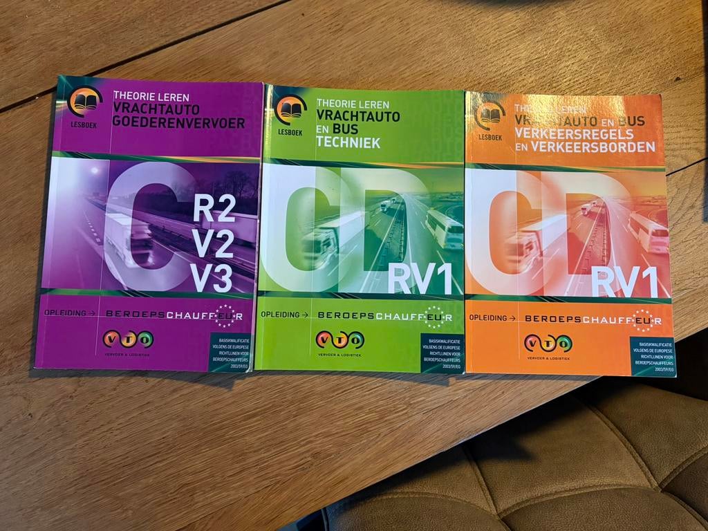 Vrachtwagen theorie boeken, Ophalen of Verzenden, Gelezen, Vrachtwagen
