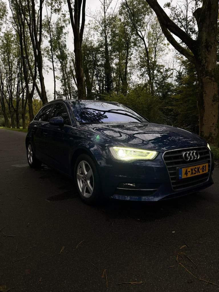 Audi A3 1.4TFSI G-tron 81KW SB S-tro 2014 Blauw, Auto's, Audi, 4 cilinders, Origineel Nederlands, 1395 cc, Particulier