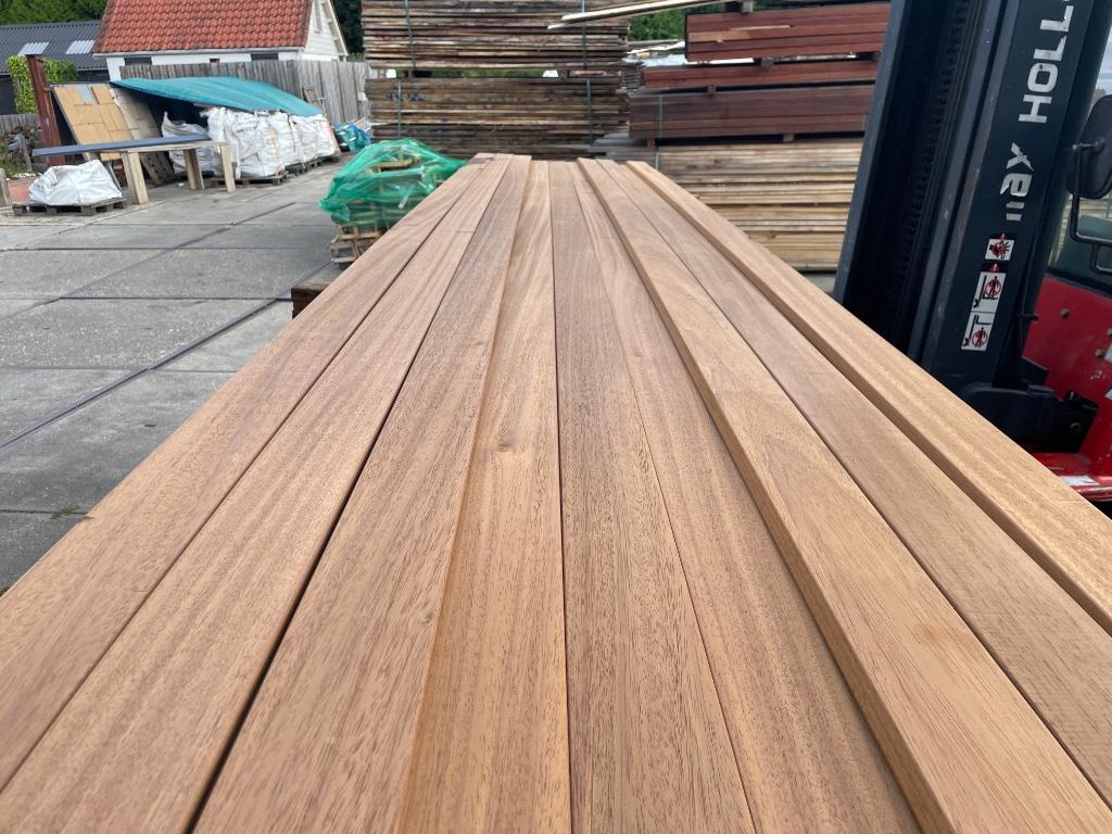 Ayous rhombus ruit stuks 215 cm ook frake in vele modellen, Ophalen, Planken, Nieuw, Hardhout