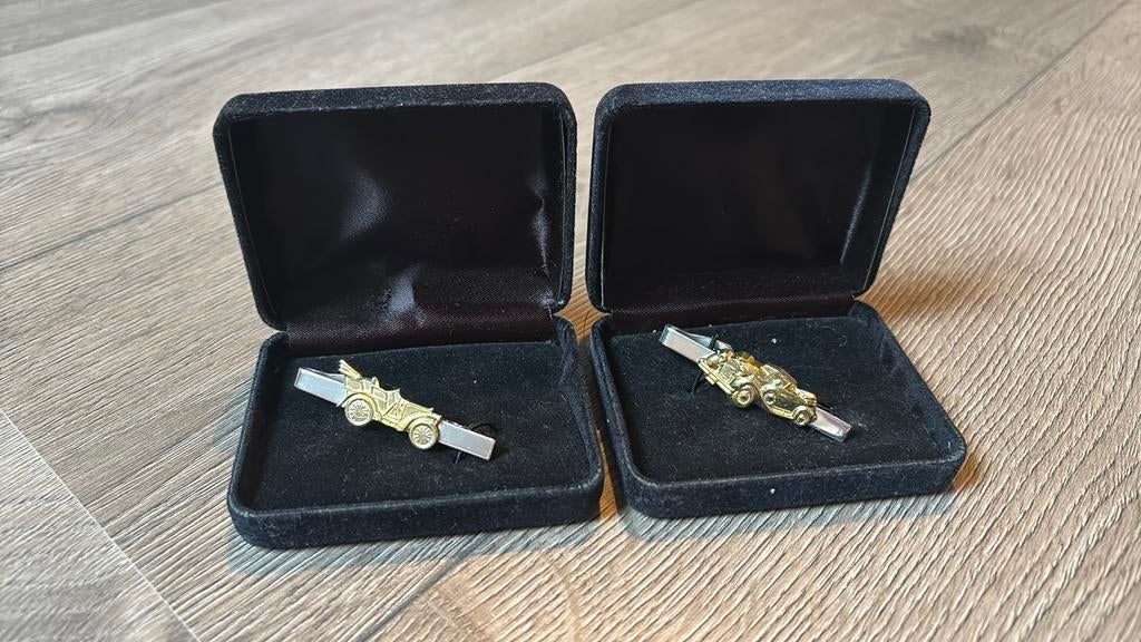 Matchbox stropdas spelden, Ophalen of Verzenden, Zo goed als nieuw, Auto