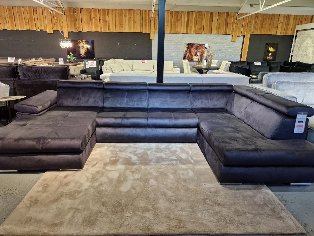 Voorraad | Velvet U-bank | slaapbank | Showroom Utrecht, Ophalen, Info@trendvortex.com, Eric Kuster, velvet, modern, Hoekbank