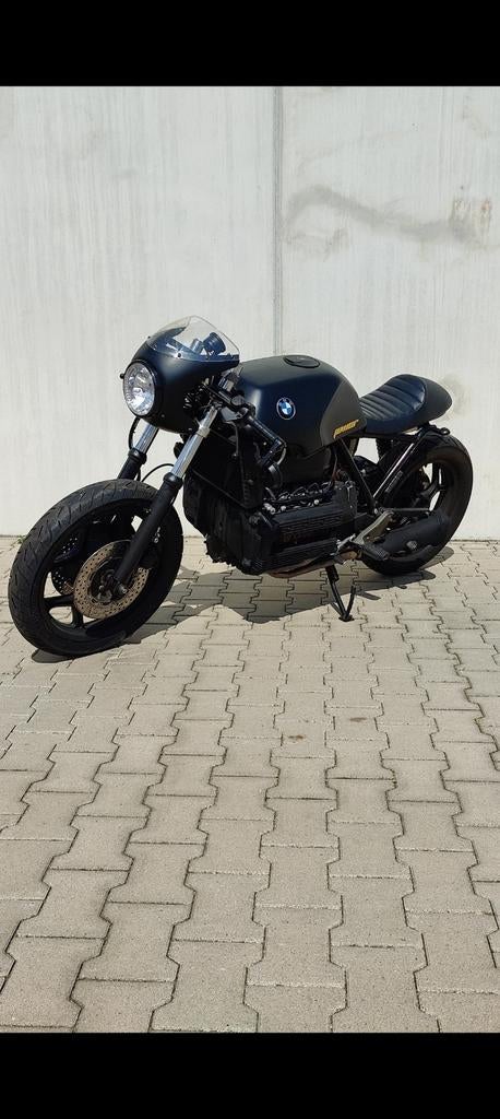 BMW K100 caferacer, De Einsteinlaan 5, 2289 CC in Rijswijk, Info@bmw.nederland.nl, 4 cilinders, Bedrijf