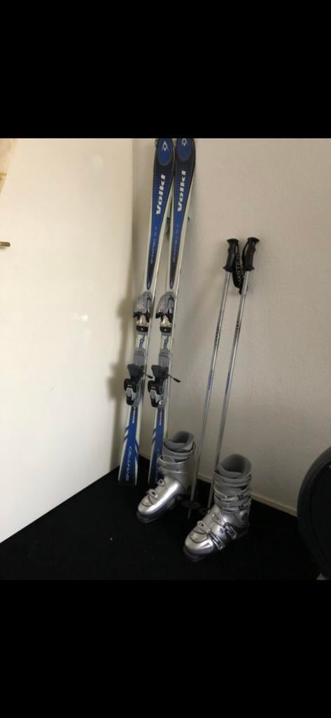 Ski set volki ski’s/ stokken/ skischoenen Technica, Overige merken, 160 tot 180 cm, Ophalen of Verzenden, Zo goed als nieuw