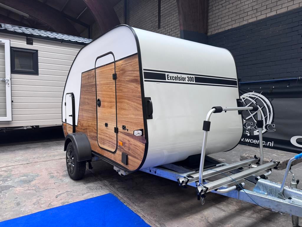 Excelsior 300 lifestyle compacte caravan, met zonnepaneel!, Overige merken, Tot en met 2, Bedrijf, Treinzit