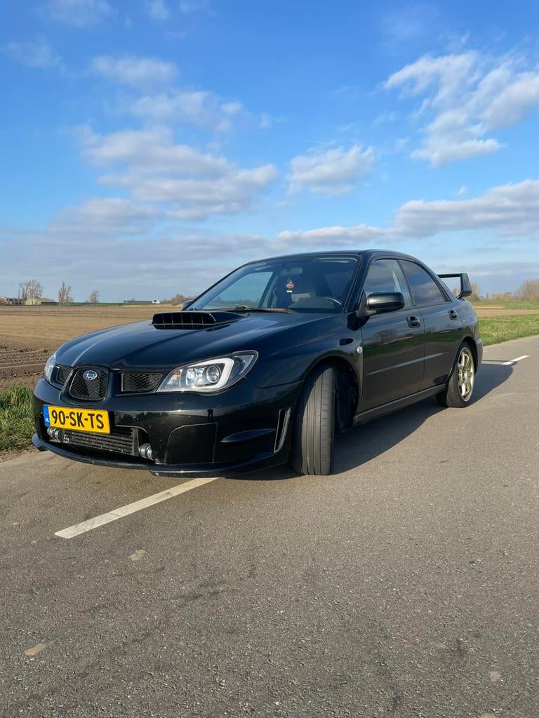 Subaru Impreza 2.0 liter turbo 323PK!! AWD 2006 Zwart., Auto's, Subaru, Impreza, ABS, Airbags, Airconditioning, Bluetooth, Elektrische buitenspiegels