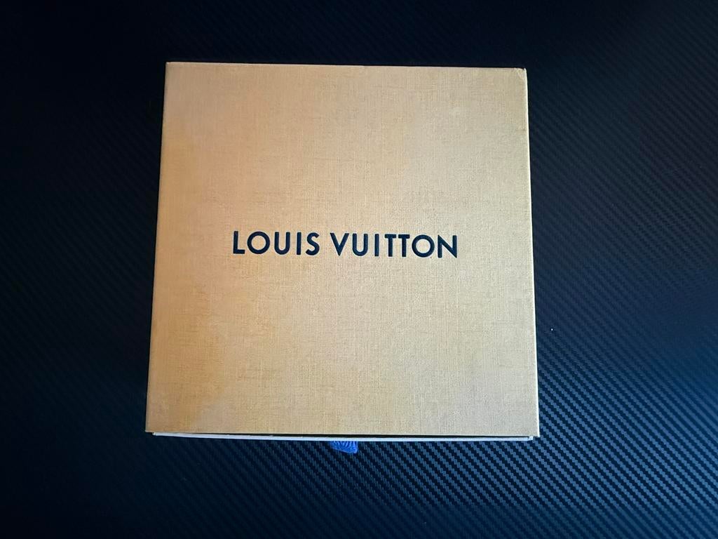 LV doos, Ophalen of Verzenden, Zo goed als nieuw