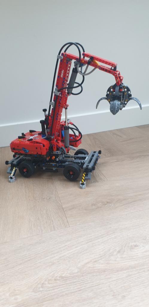 Lego technic 42144 overslagkraan, Ophalen of Verzenden, Zo goed als nieuw, Auto, Overige merken