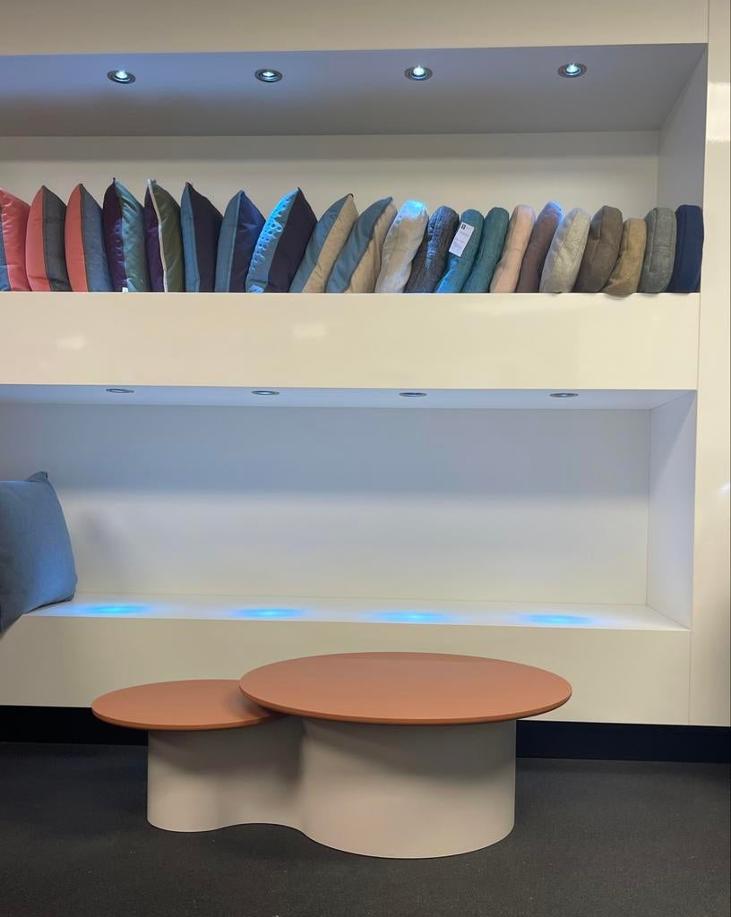 Leolux Pode Flowy salontafel showmodel, Ophalen, Nieuw, Rechthoekig, Minder dan 50 cm