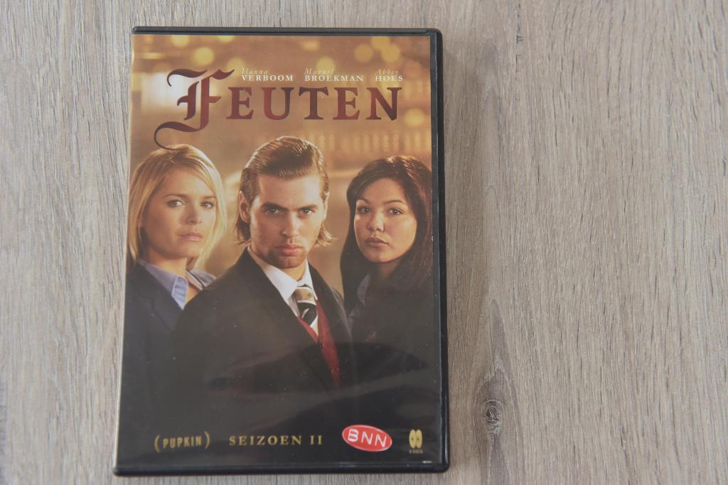 FEUTEN -- SEIZOEN 2 -- 2DVDbox, Verzenden, Alle leeftijden, Boxset, Zo goed als nieuw