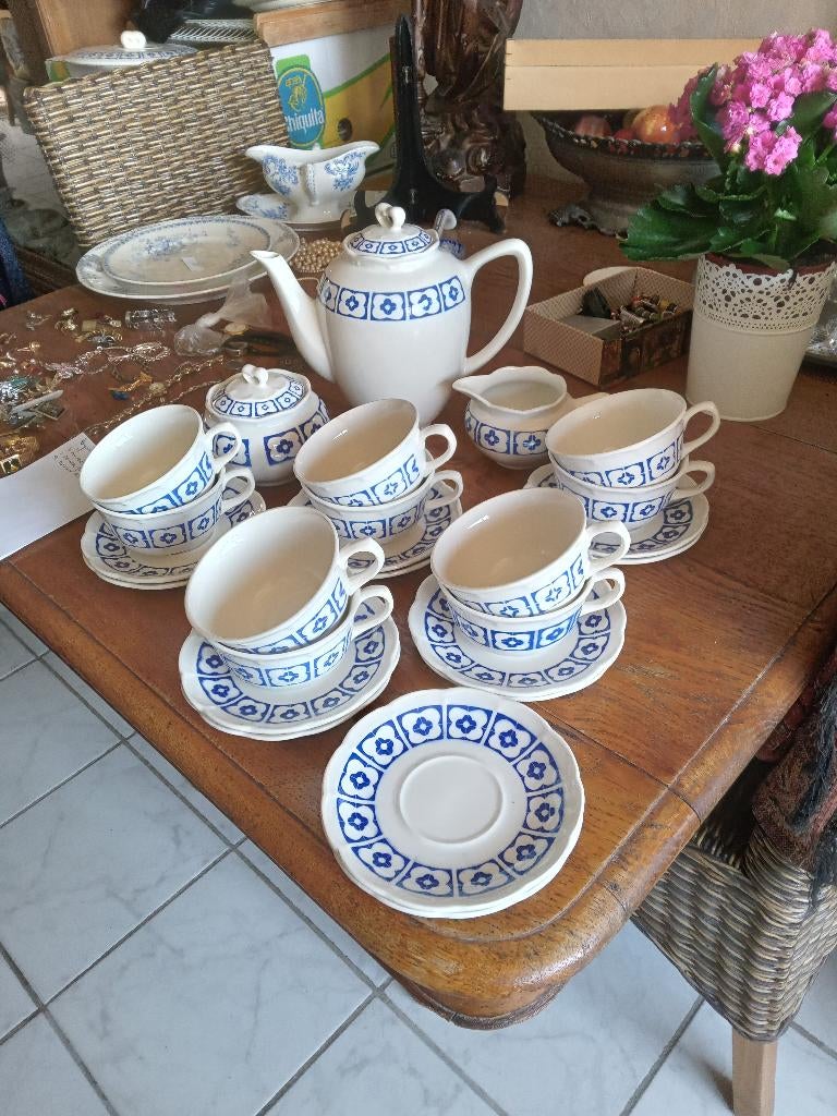 6 persoons koffieservies serienaam SIMONE Boch la louviere, Ophalen of Verzenden