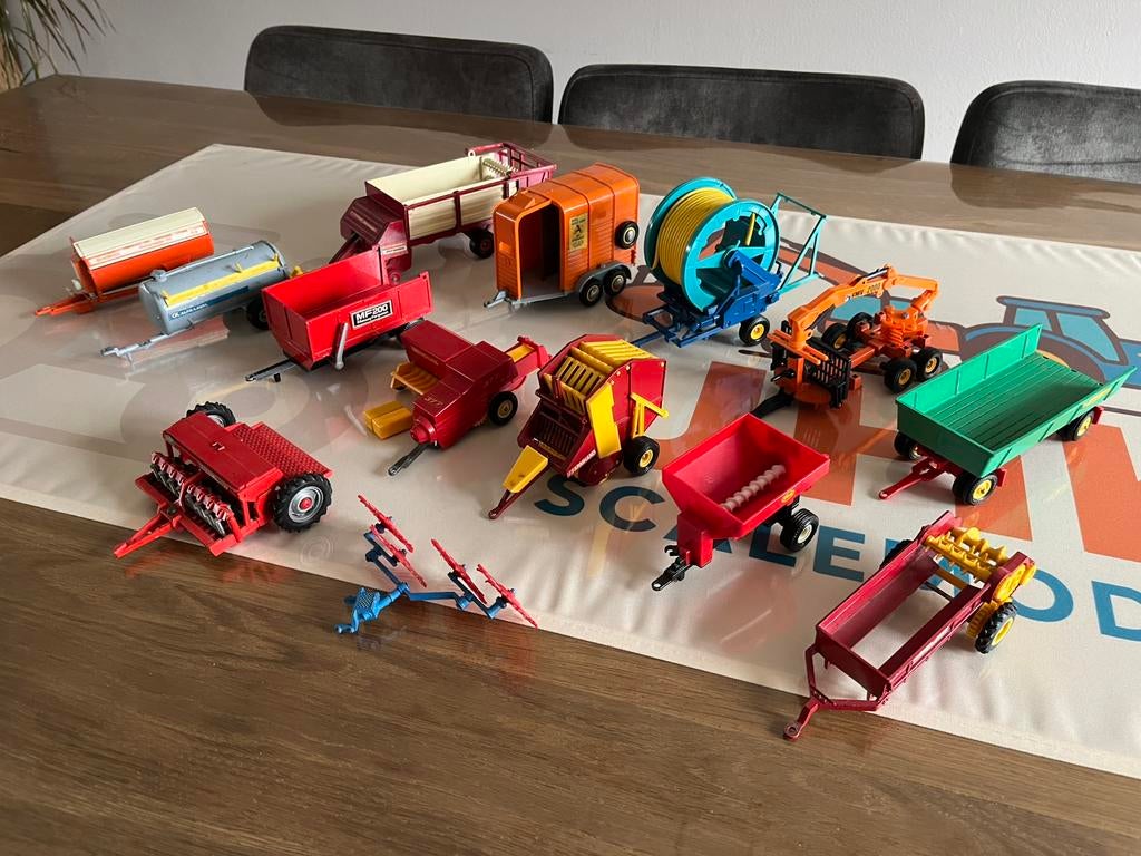 Britains werktuigen partij persen strooier zaaimachine tank, Ophalen of Verzenden, Gebruikt, Tractor of Landbouw, Britains