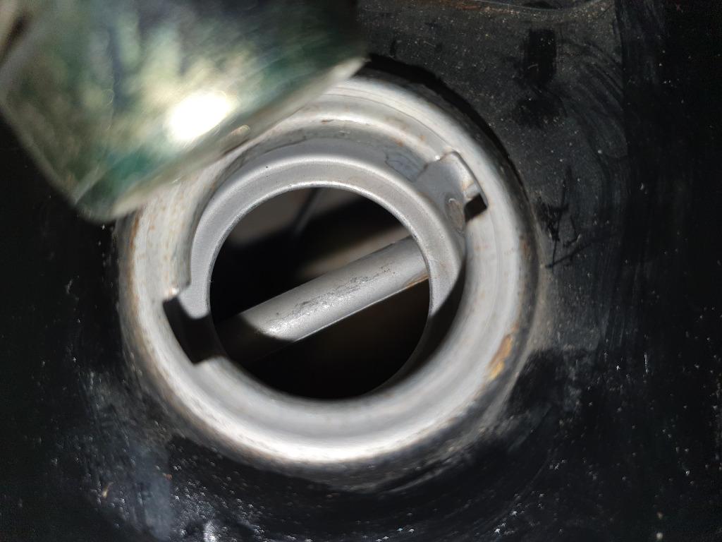 NIEUWSTAAT Benzinetank Sym  Allo / Cello origineel Tank, Fietsen en Brommers, Brommeronderdelen | Scooters, Ophalen of Verzenden