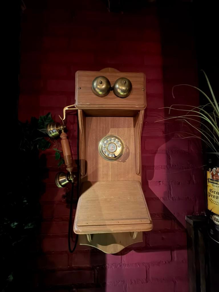 Antieke messing wandtelefoon, Antiek en Kunst, Ophalen