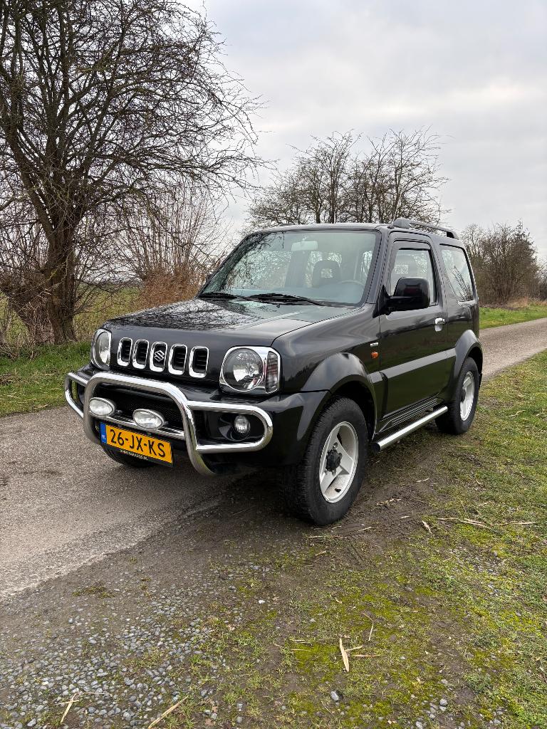 Suzuki Jimny 1.3 JX 4WD 2002 Zwart, Auto's, Suzuki, Particulier, Jimny, Benzine, E, SUV of Terreinwagen, Handgeschakeld, Origineel Nederlands