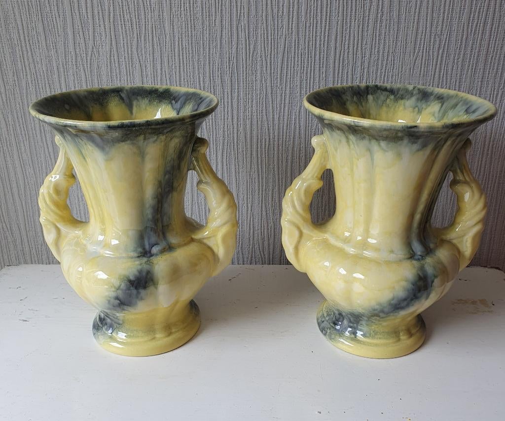 Twee vintage Art Deco vazen met opvallend 2-kleurig glazuur, Ophalen of Verzenden