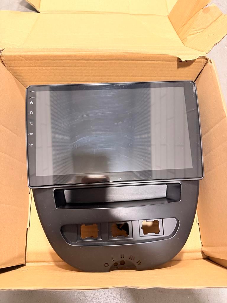 Autoradio met carplay, peugeot 107, aygo, citroen c1 etc, Ophalen of Verzenden, Gebruikt