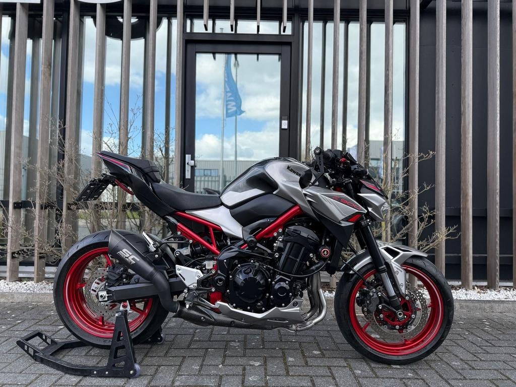 KAWASAKI Z900-2023- Sc-Project -fabrieksgarantie! A2!, 4 cilinders, Motorrijbewijs A, 948 cc, Bedrijf