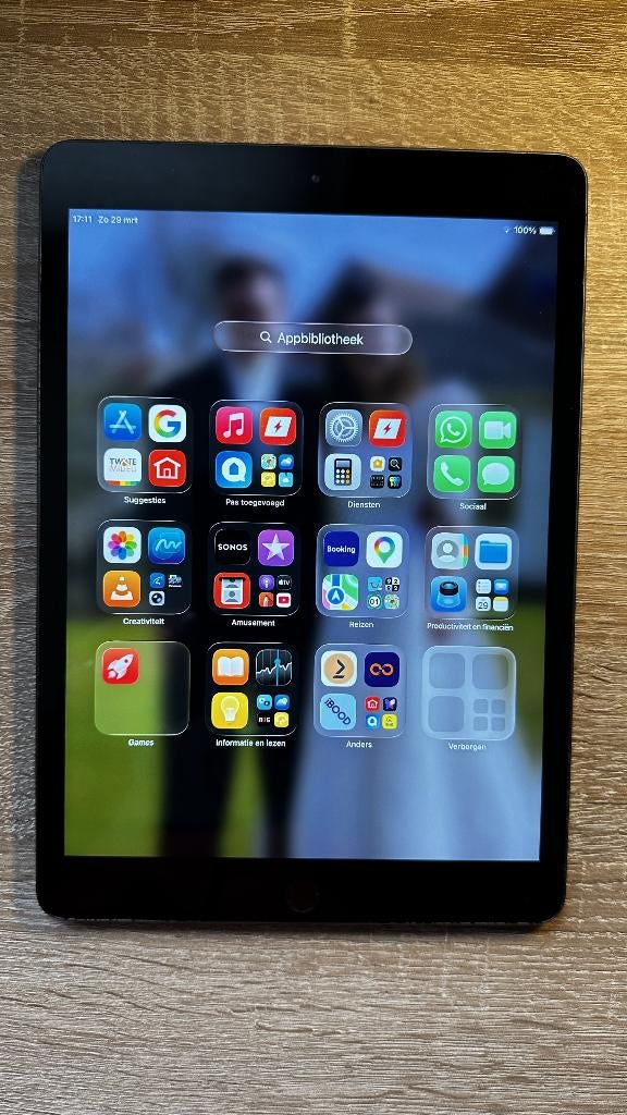 Ipad Apple 8e Generatie, Computers en Software, Apple iPads, 10 inch, 32 GB, Apple iPad, Zwart