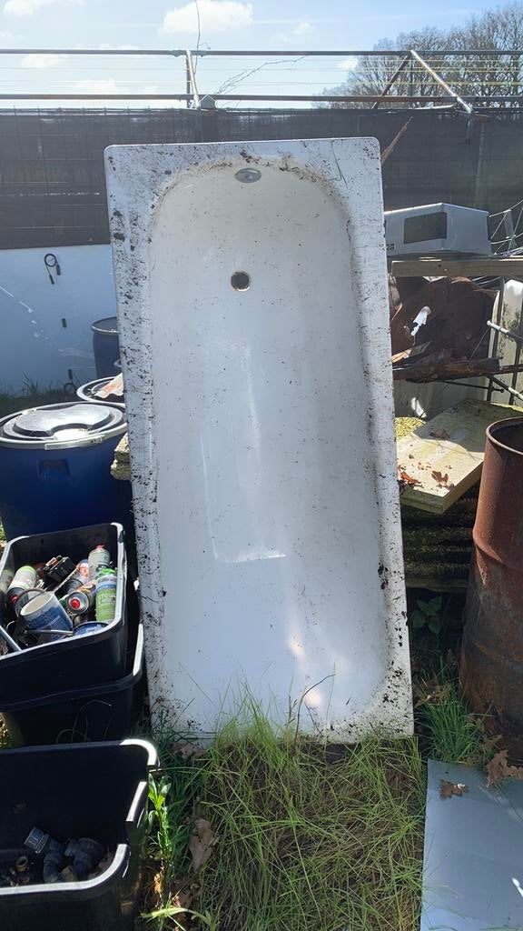 Stalen badkuip, Ophalen, Gebruikt