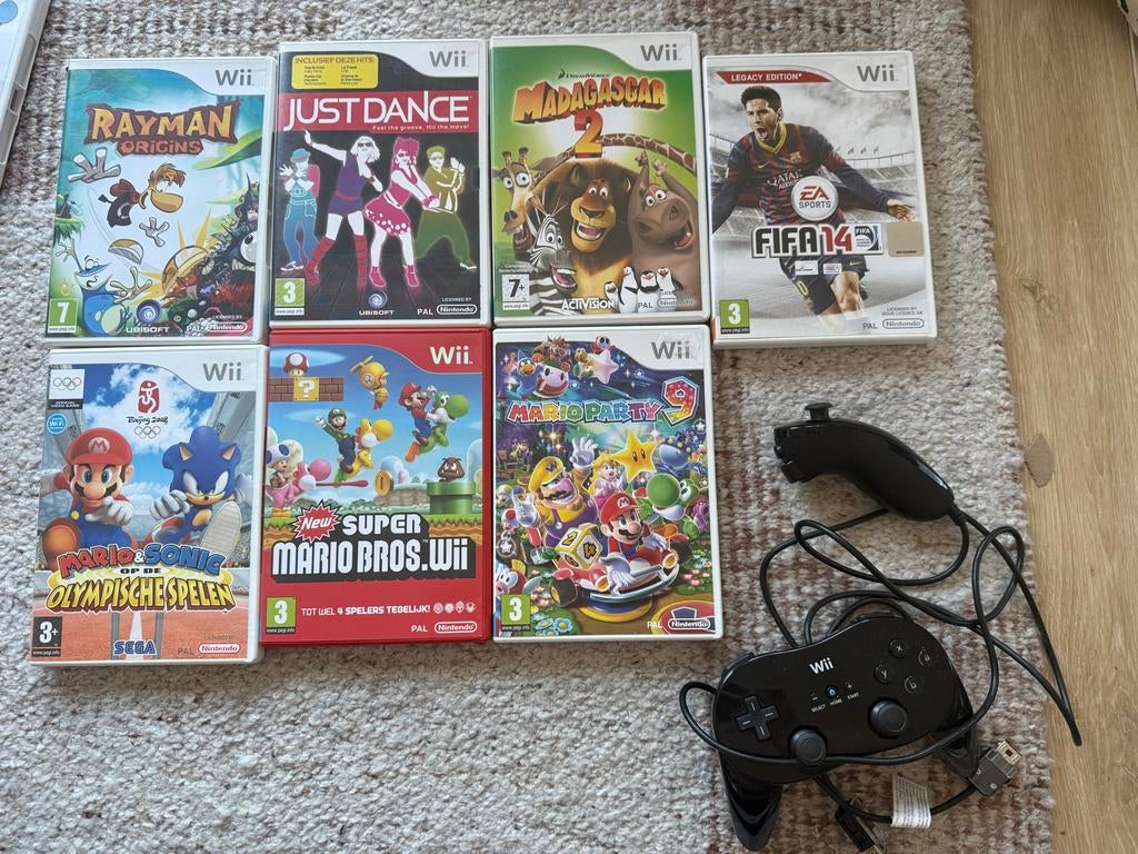 Wii Games Bundel met controller + nunchuk, Spelcomputers en Games, Games | Nintendo Wii, Gebruikt, Overige genres, Eén computer