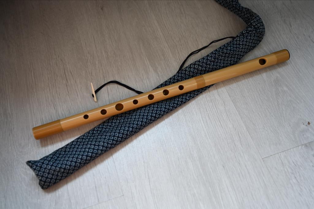 Houten dwarsjapansfluit (“shinobue”) met hoes, Muziek en Instrumenten, Ophalen of Verzenden, Zo goed als nieuw, Dwarsfluit, Met koffer of tas