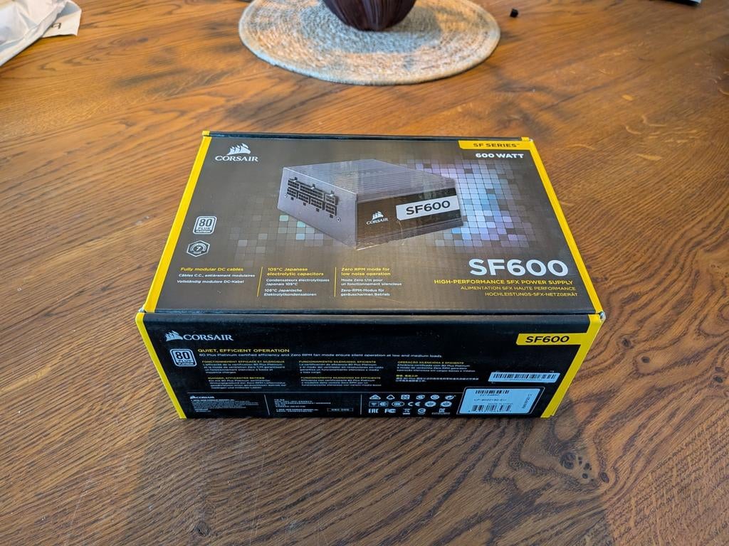 Corsair SF600 SFX Voeding - 600W Volledig Modulair, Ophalen of Verzenden