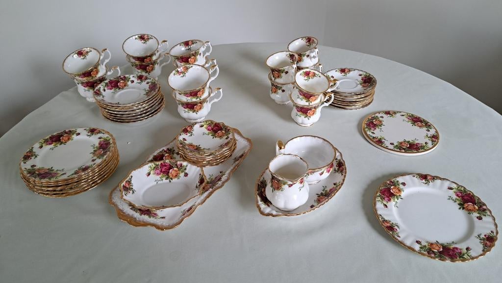 Royal Albert Old Country Roses servies, Ophalen