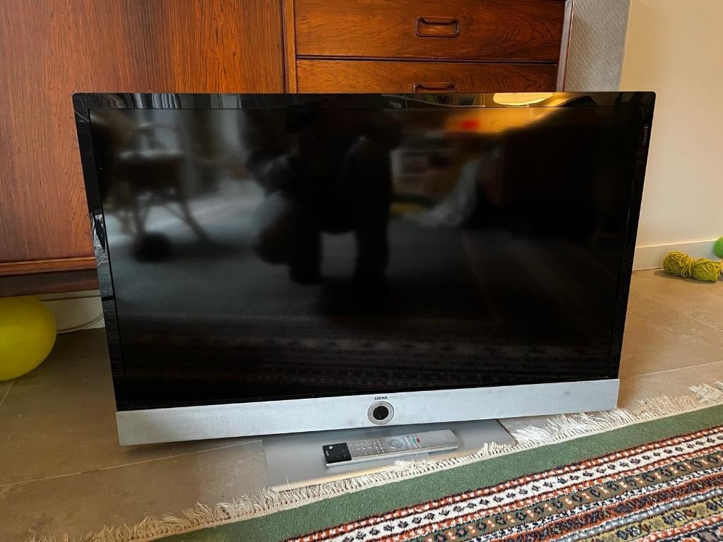 Loewe Connect ID 40 televisie met voet, Gebruikt, LCD, 100 Hz, 100 cm of meer