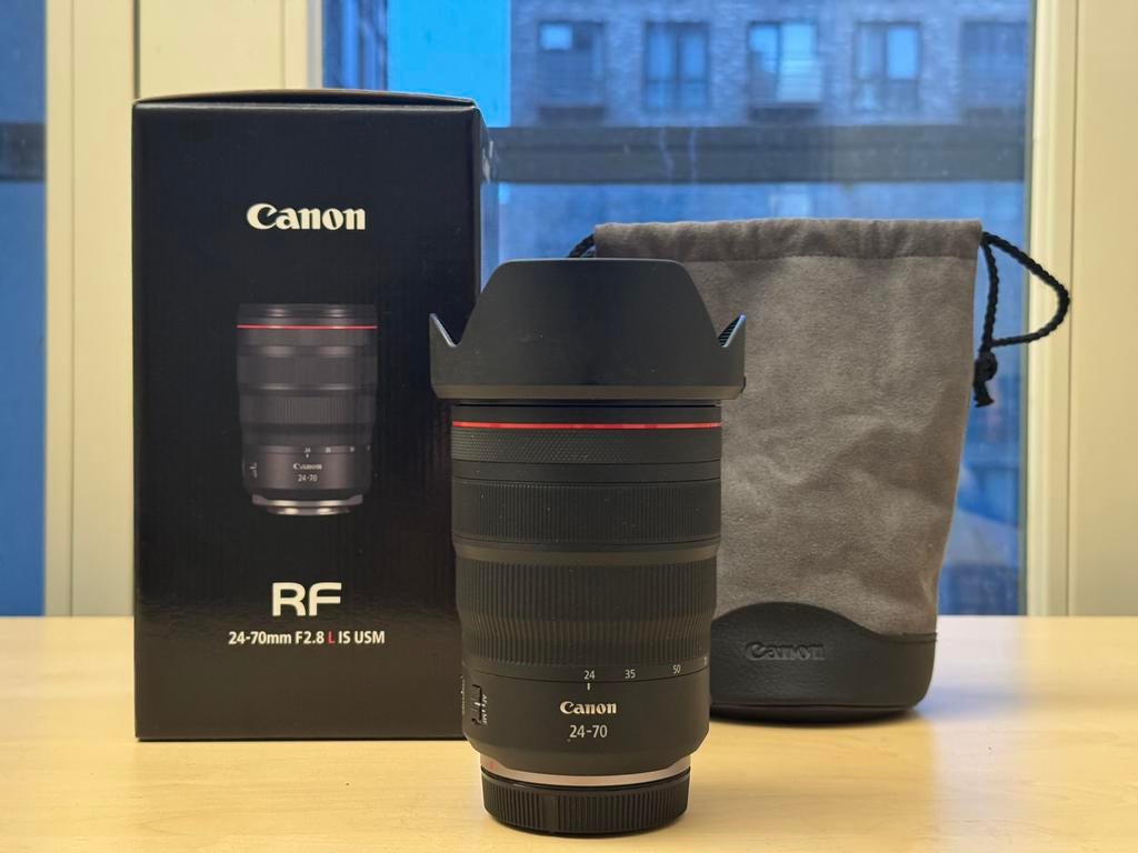 Canon RF 24-70mm f/2.8L IS USM - Zo goed als nieuw, Ophalen, Zo goed als nieuw, Standaardlens, Zoom