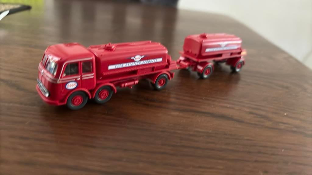 WIKING 942904 MERCEDES LP 333 TANKWAGENSANHANGER. 1958/1961, Ophalen of Verzenden, Zo goed als nieuw, Bus of Vrachtwagen, Wiking