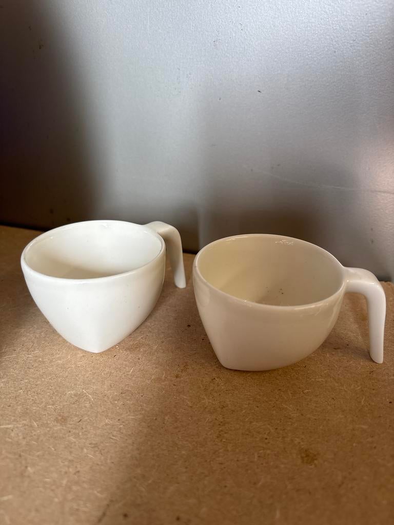 Set van 2 Iittala Ego kopjes - Zo goed als nieuw, Huis en Inrichting, Ophalen of Verzenden, Zo goed als nieuw, Overige stijlen