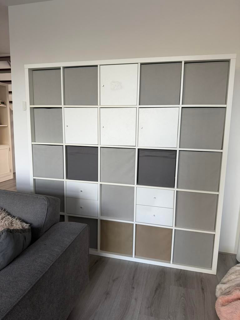 Kallax kast 5x5 met inzet, Ophalen, Minder dan 50 cm, Zo goed als nieuw, Minder dan 100 cm