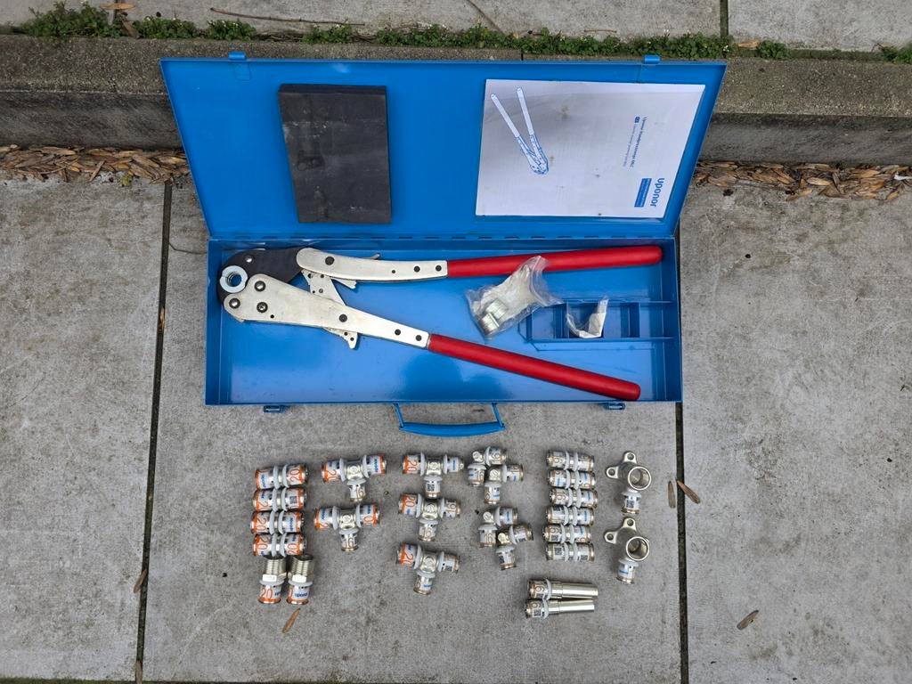 Handperstang uponor 16 & 20 zgan + spress koppeling, Doe-het-zelf en Verbouw, Ophalen of Verzenden