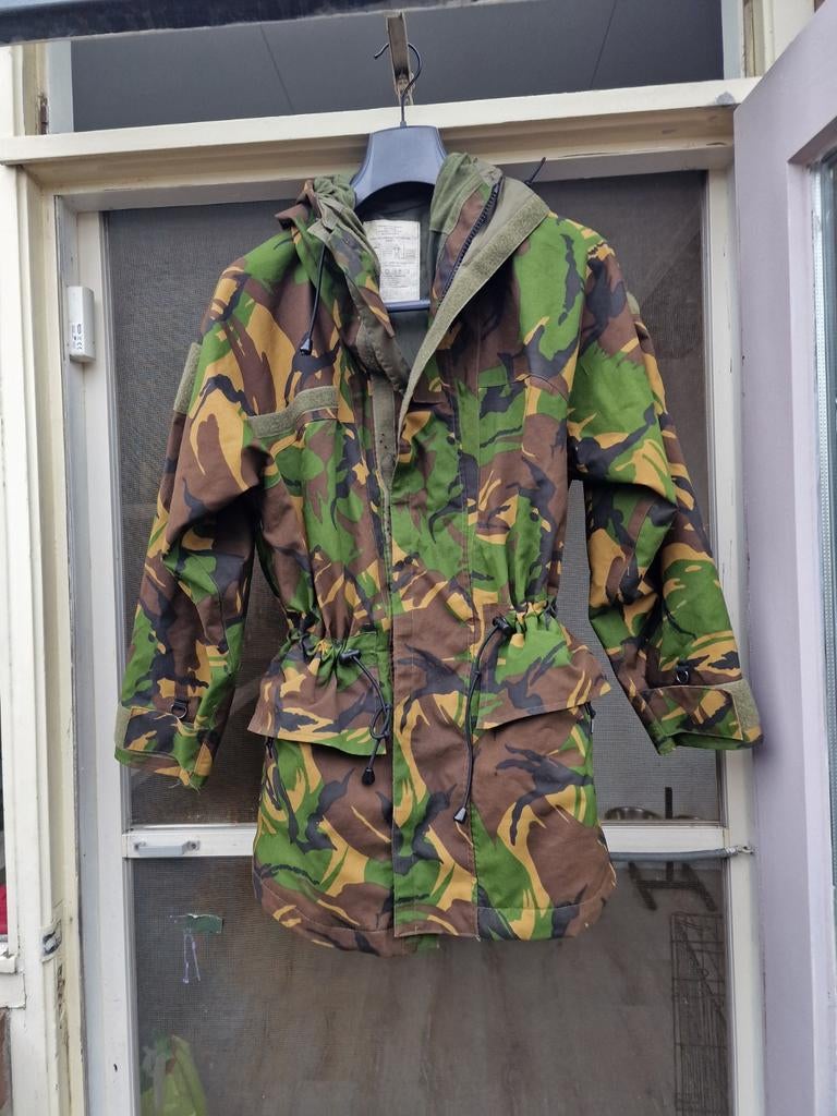 Camouflage regenjas, Verzamelen, Militaria | Algemeen, Ophalen of Verzenden, Landmacht, Nederland, Kleding of Schoenen