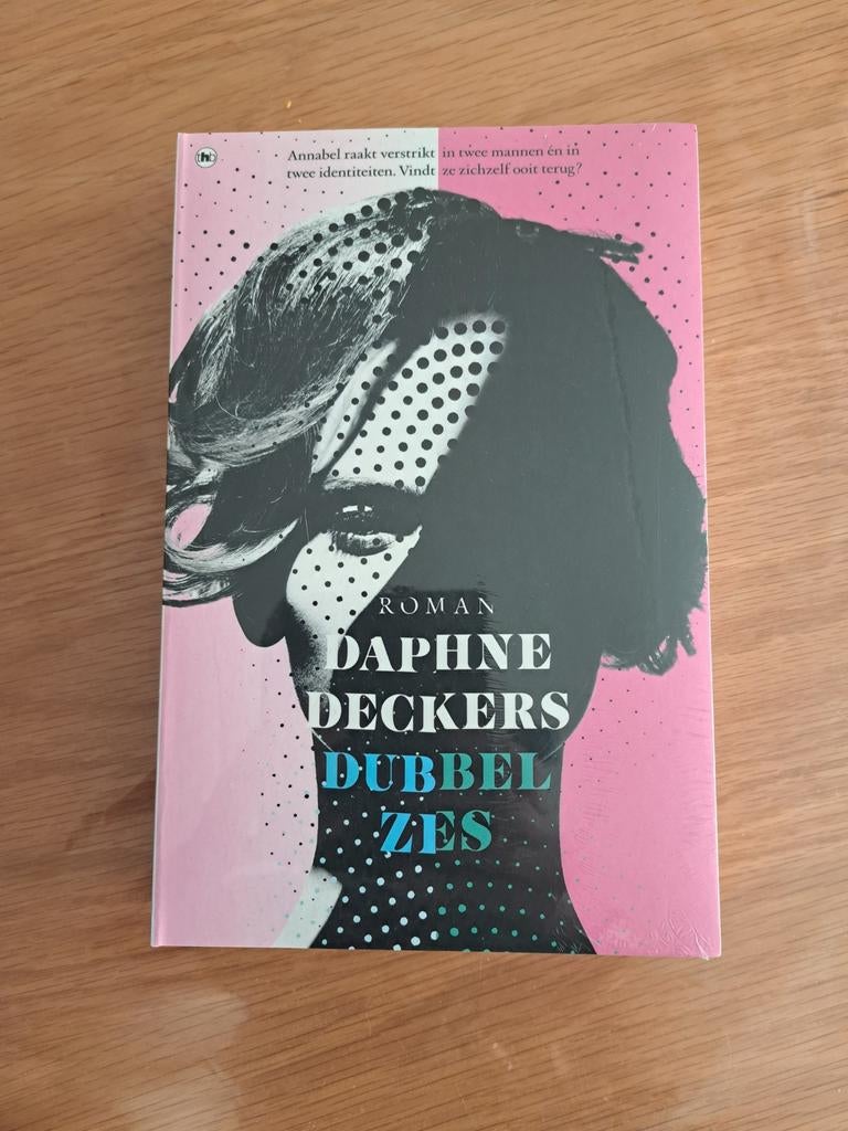 Daphne Deckers roman Dubbel Zes, Boeken, Ophalen of Verzenden, Nieuw, Daphne Deckers, Nederland