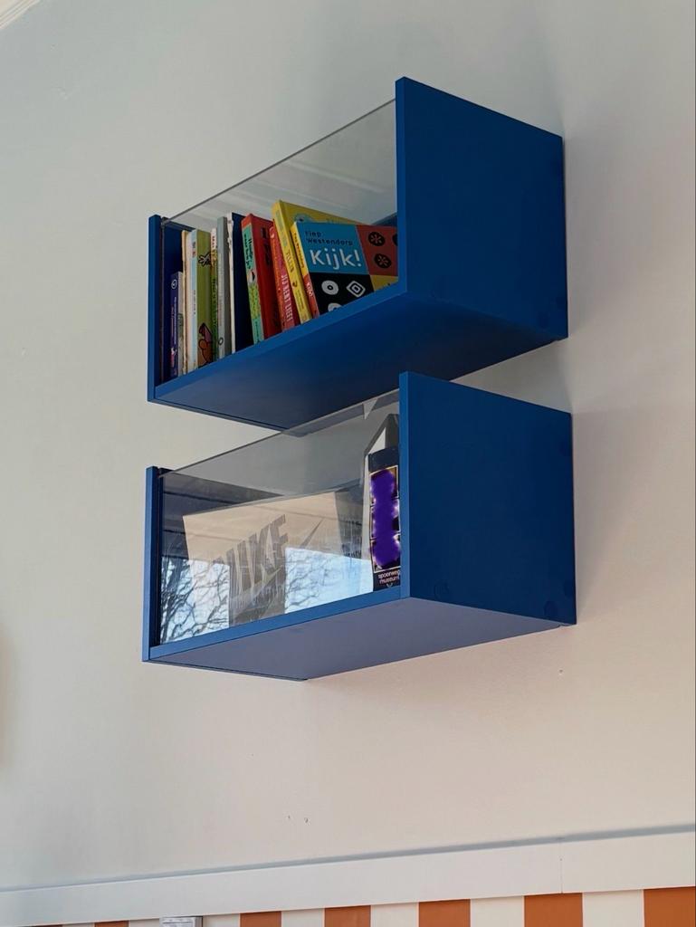 Ikea Brännboll vitrinekastjes, Huis en Inrichting, Kasten | Vitrinekasten, Ophalen, Met plank(en), Minder dan 50 cm, Minder dan 25 cm