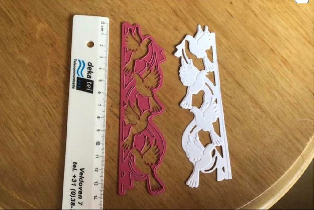 Snijmal duiven rand van Marianne design 917, Hobby en Vrije tijd, Ophalen of Verzenden, Zo goed als nieuw, Overige thema's, Pons of Mal