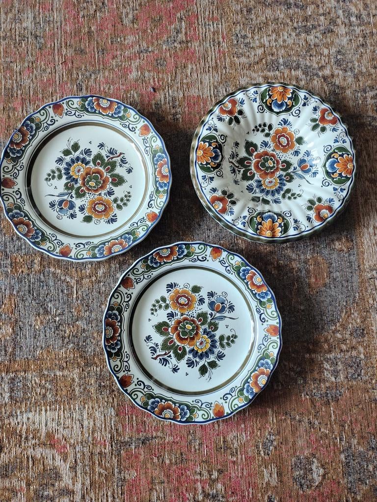 3 decoratie borden Delft Polychroom, Antiek en Kunst, Ophalen of Verzenden