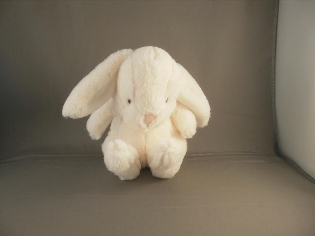 H&M konijntje wit velours roze neus bruin gestikte mond, Ophalen of Verzenden, Nieuw, Konijn