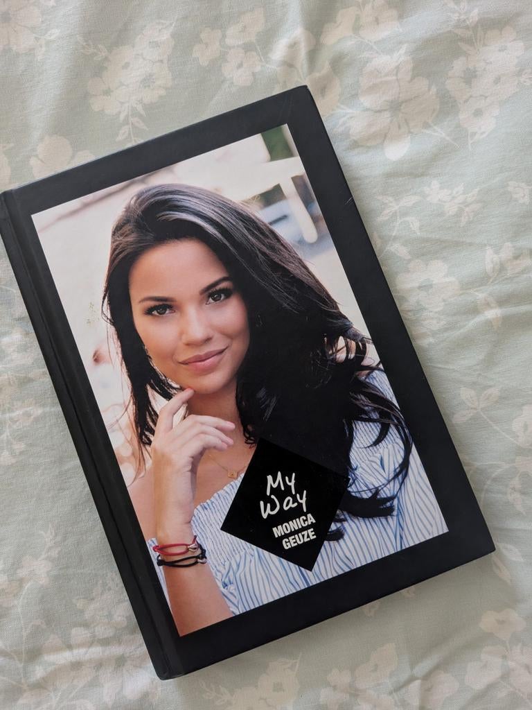 Monica Geuze - My way, Boeken, Ophalen of Verzenden, Zo goed als nieuw, Mode algemeen, Monica Geuze