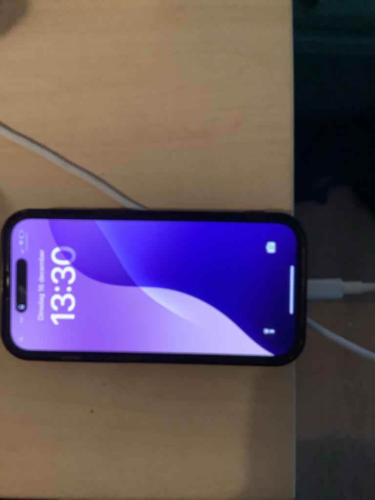 iPhone 15 128GB incl originele doos en oplader, IPhone 15, Zwart, Ophalen of Verzenden, Zonder simlock